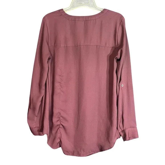 Simply Vera Vera Wang Womens Size Small Burgundy Blouse Pleated V-Neck Roll Tab - Picture 3 of 11
